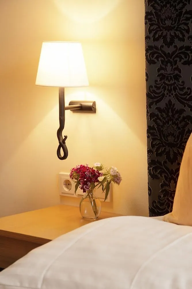 Hotel Villa Florentina Frankfurt am Main 3*,